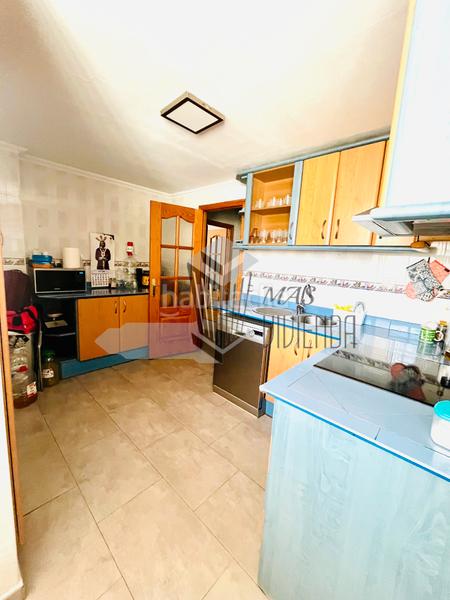 Foto cd52d2a2-9c2f-441f-8c5a-6e59a3c7867f. Pis amb aparcament a Los Pinos Algeciras