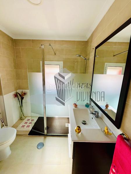 Foto eb073f47-8485-41ed-9190-5327e36b60d7. Semi detached house in La Reconquista - El Rosario Algeciras