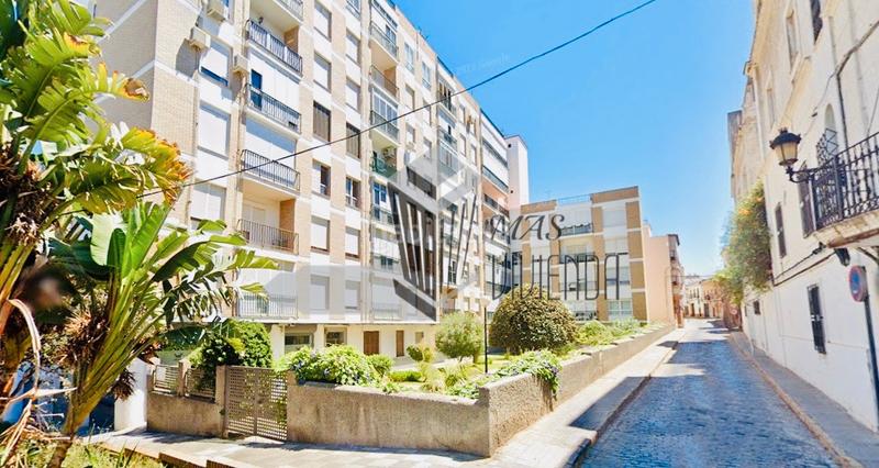 Foto 1009d96d-829b-47d0-a9aa-daa561106d38. Flat in Casco Antiguo Algeciras