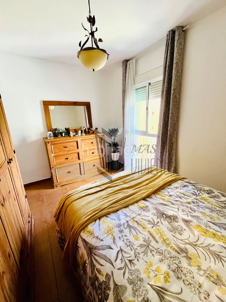 Foto 2b697173-ff90-4e63-ad99-5f1b9b99dcdc. Pis a San Bernabé Algeciras