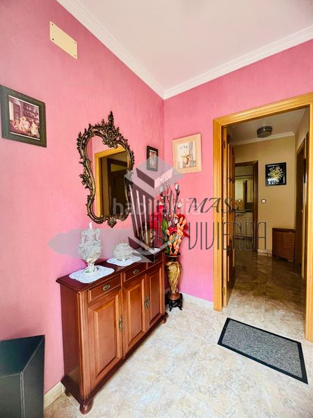 Foto 30e141d3-0494-4fff-ae39-df5d4824dbca. Casa amb aparcament a La Granja - La Colina - Los Pastores Algeciras