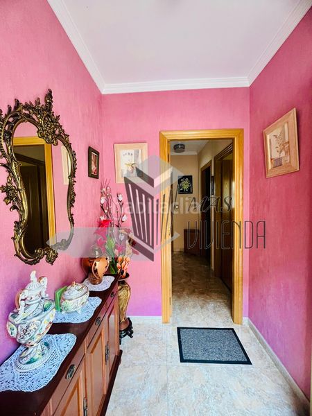 Foto 51fa3e8f-dd55-43c6-afc5-3b399834d099. Casa amb aparcament a La Granja - La Colina - Los Pastores Algeciras