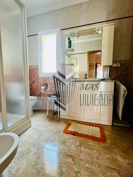 Foto 6a0cfa42-026e-4dac-bcff-f139ca71cd21. Casa amb aparcament a La Granja - La Colina - Los Pastores Algeciras