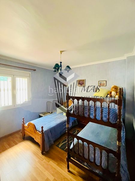 Foto c661f5ca-fea2-4e31-9db5-623df5e3f740. Casa amb aparcament a La Granja - La Colina - Los Pastores Algeciras