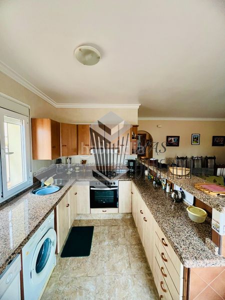 Foto e537c626-ef5f-449d-af96-429e1497f944. Casa amb aparcament a La Granja - La Colina - Los Pastores Algeciras