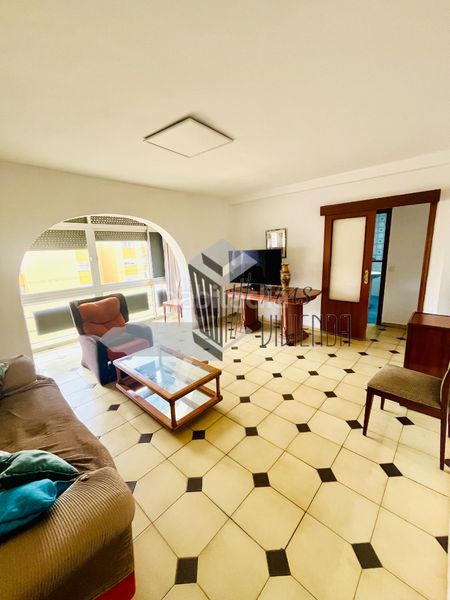 Foto 988915f6-0103-4c29-b1e1-16c17ca82068. Pis a San Bernabé Algeciras