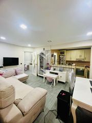 Flat  Pasaje don adolfo. Piso en la línea de la concepción