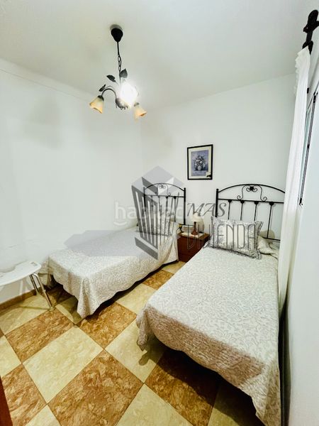 Foto 104d391d-8400-45ea-b9ed-2d55e4b51335. Casa adossada a Casco Antiguo Algeciras