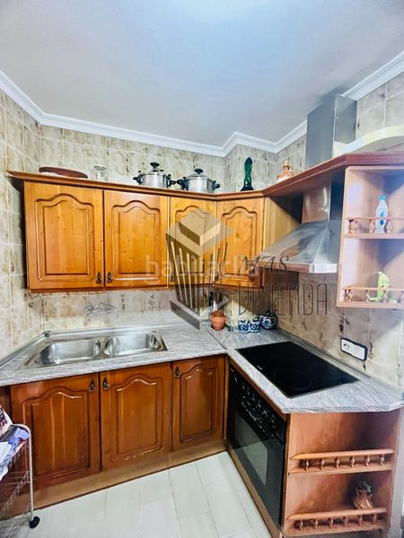 Foto c9764ba4-a374-4370-89ce-e04318062c9b. Pis o en venta - calle teniente miranda a Casco Antiguo Algeciras