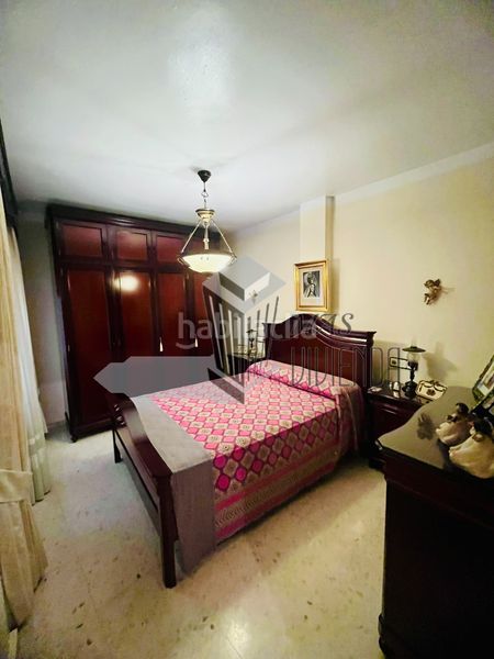 Foto f80539fb-3b9a-4935-a455-d25167632e3f. Pis o en venta - calle teniente miranda a Casco Antiguo Algeciras