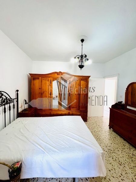 Foto adedc70c-11c8-4ccb-acc0-ee72278cd437. Casa adossada a San José-San Bernardo Línea de la Concepción (La)