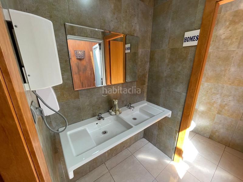 Foto 9778aad3-d96e-4873-8a0e-5d8fd5d3eb10. Alquiler local comercial en Joan Prim Granollers