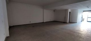 Business premise  Rossello. Atractivo local comercial!!!