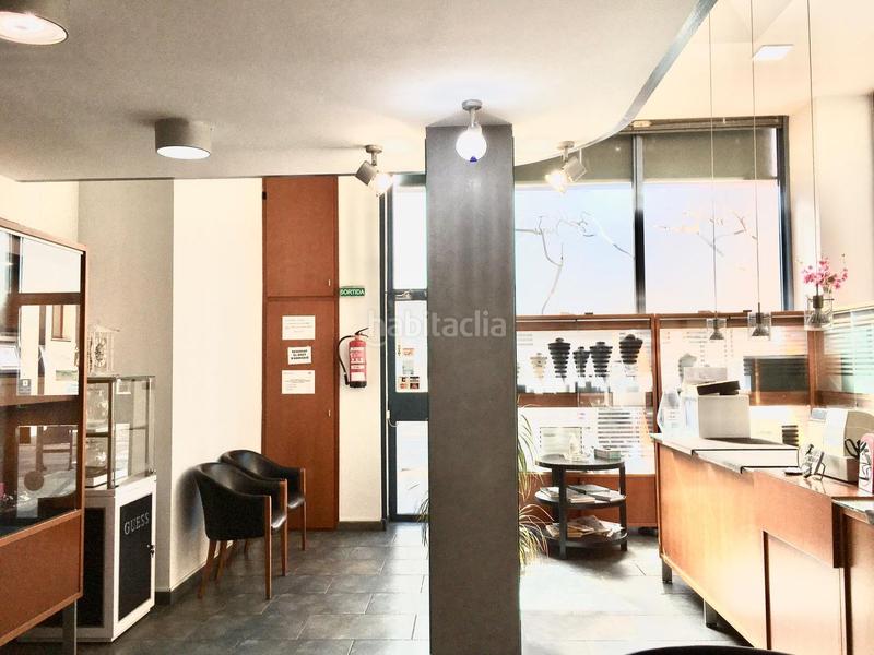 Foto aaf520f9-9dd4-4a59-a8e0-bcb5934ae6ef. Location local commercial dans Centre Granollers