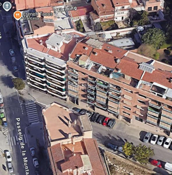 Foto e000602d-7b8c-43b6-86cd-98a5b17e67ef. Autoparkplatz in Font Verda Granollers