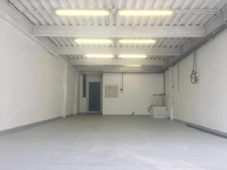Miete Fabrikhalle  Avenida sant julia. Nave reformada en alquiler