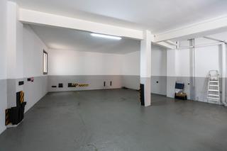 Local Comercial a Canovelles. Local comercial en venta