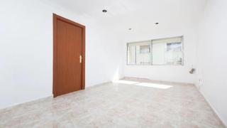 Pis  Calle de sant joan. Inmueble ocupado  visitas no disponibles actualmente.
