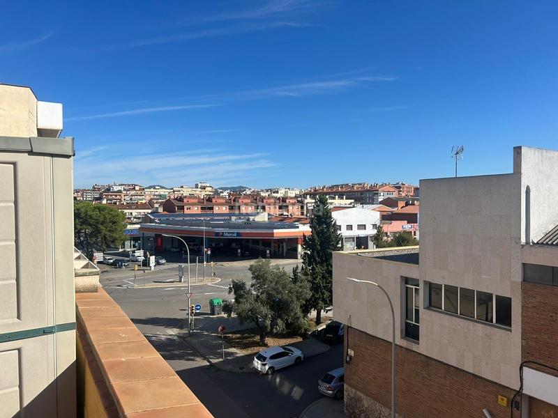 Foto f1674d1c-ce91-4008-9473-ad6dedcc283a. Pis amb aparcament a Gràcia Sabadell