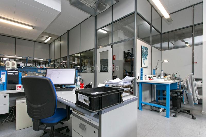 Foto 458f5c83-d831-4f0f-a990-a2fadaca9b9b. Alquiler local comercial local en alquiler en perfecto estado en Granollers