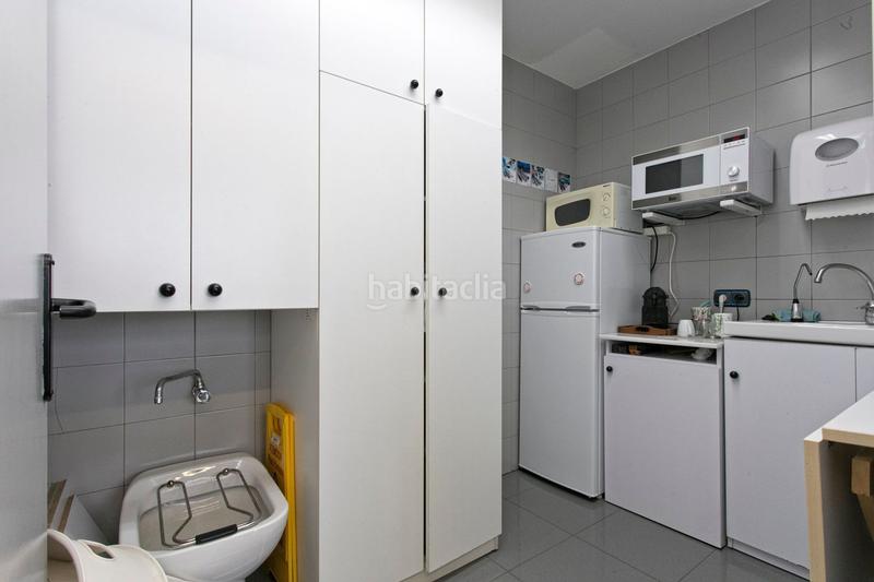 Foto 441c0d6e-e42b-4176-b5bb-a137eb54e846. Location local commercial dans Font Verda Granollers