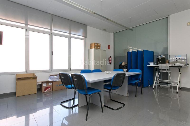 Foto 46a1b936-c364-48b0-aec3-a95c2600651c. Rent business premise in Font Verda Granollers