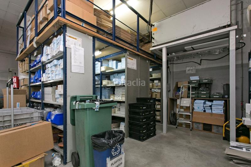 Foto c386a56e-450c-4609-a2b4-543b3c8c857a. Rent business premise in Font Verda Granollers