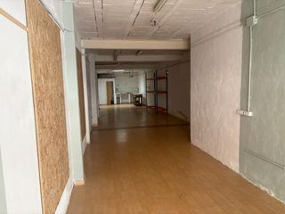 Business premise in Calle de Navarra 19