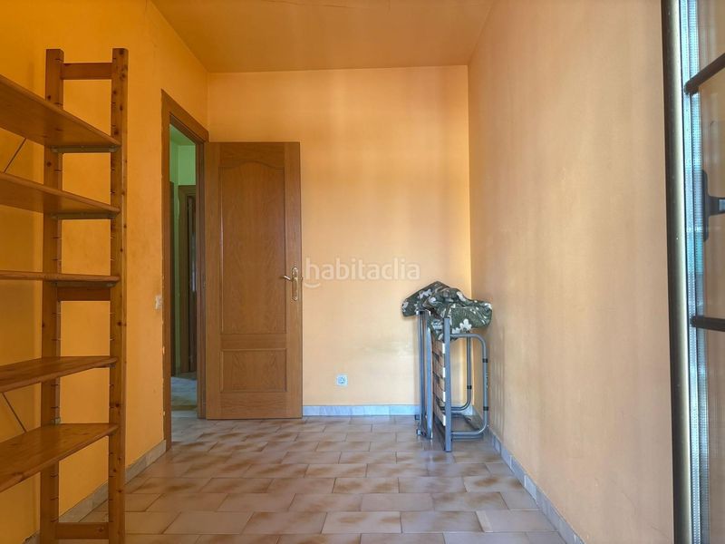 Foto 5c695090-f2b0-40af-b57d-98f06d06877e. Casa adossada amb calefacció aparcament a Sant Celoni