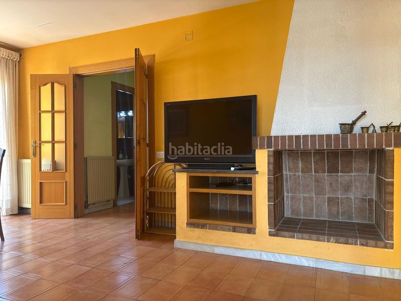Foto 60b60d0e-00e0-4fad-b98e-33a56e1feca6. Casa adossada amb calefacció aparcament a Sant Celoni