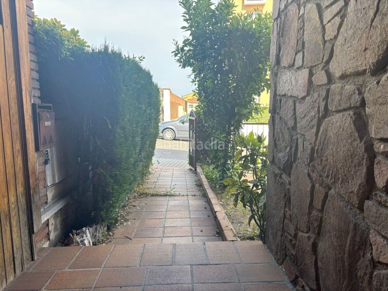 Foto e5a67e10-aa85-4f88-b02f-2f0799020c85. Casa adossada amb calefacció aparcament a Sant Celoni