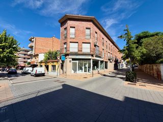 Local Comercial en Carrer CATALUNYA 44