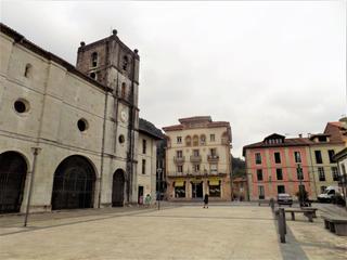 Pis a Pravia. Piso  para reformar en el centro de pravia, asturias