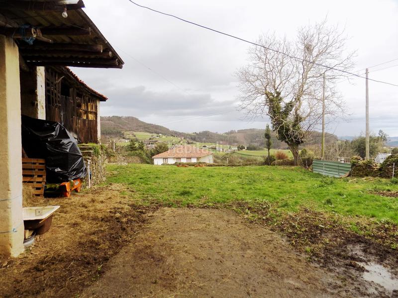 Foto 37e2e58e-004e-4c34-a76f-af47ced7383e. Masía casa de pueblo en loro,. en Pravia