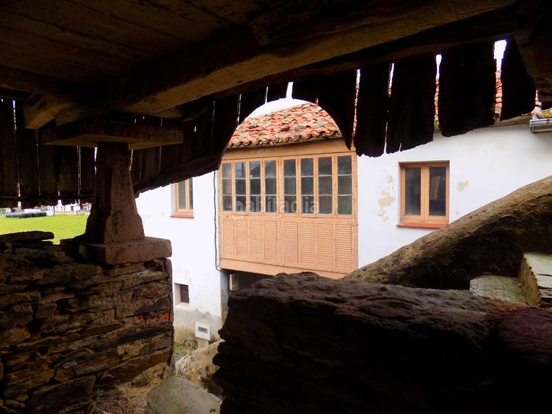Foto ec22471c-5e8e-4b3b-b65f-d5068eaf3fe3. Masía casa de pueblo en loro,. en Pravia