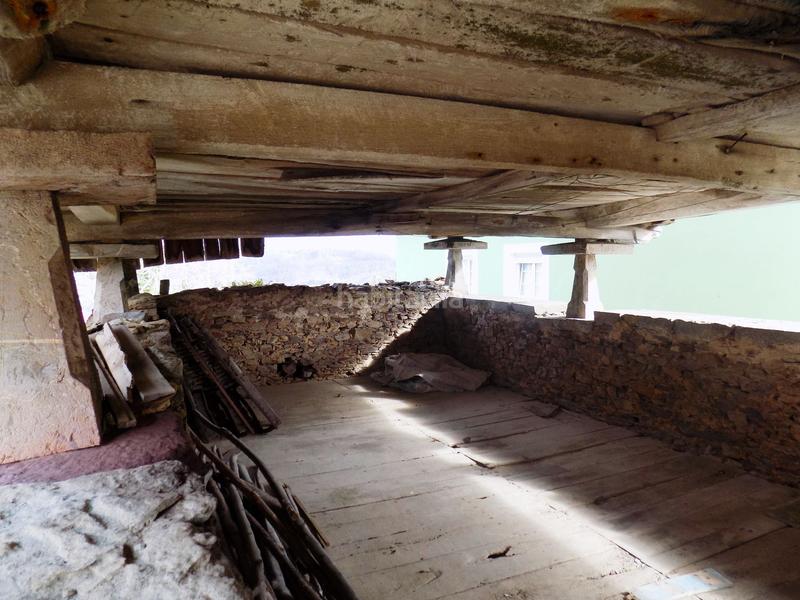 Foto fbf3440e-2bc4-431f-895a-11b20cba36af. Masía casa de pueblo en loro,. en Pravia