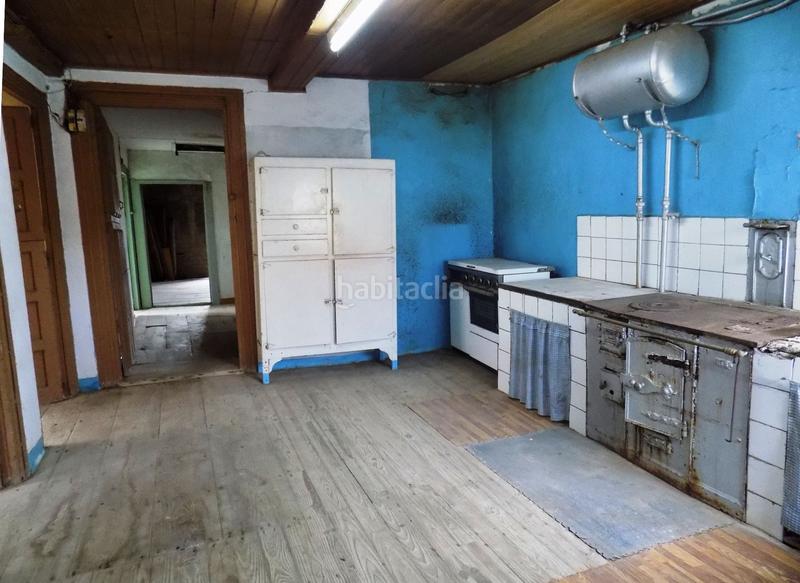 Foto ffeb65a5-4721-428e-a9b5-04d8b9c7c068. Masía casa de pueblo en loro,. en Pravia