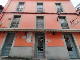 Edifici a Pravia. Edificio en venta en pravia, asturias, con negocio y proyecto de