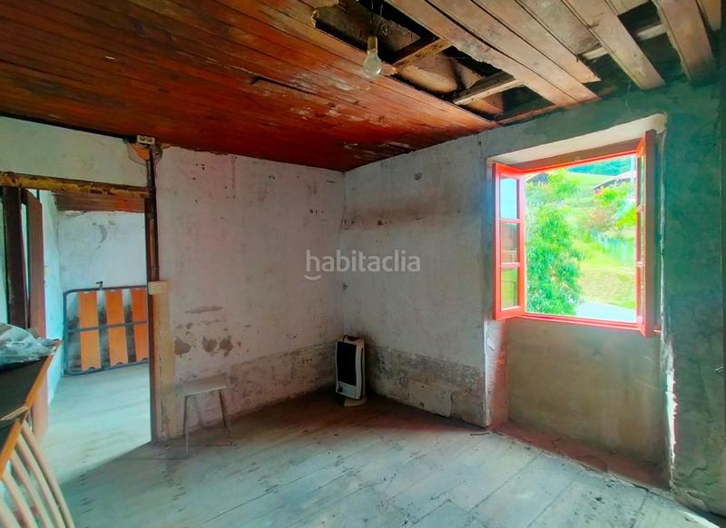 Foto e3c422ee-78c0-4880-8007-9b0fcf962925. Masia a Pravia