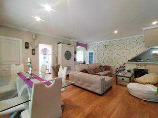 Maison à Pravia. Casa  en venta con dos viviendas  y vistas preciosas al rìo narc