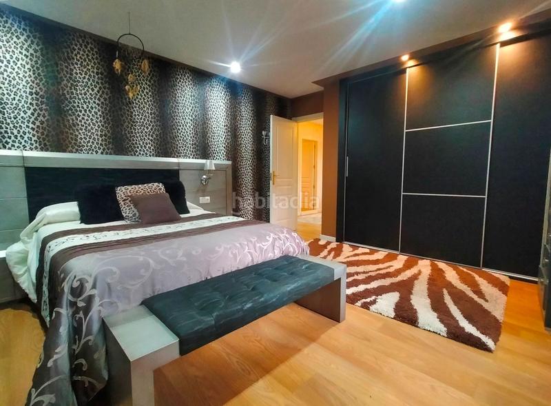 Foto 1efa2f5b-9bd5-4dae-8f23-886f71eb0e01. Casa con riscaldamento in Pravia