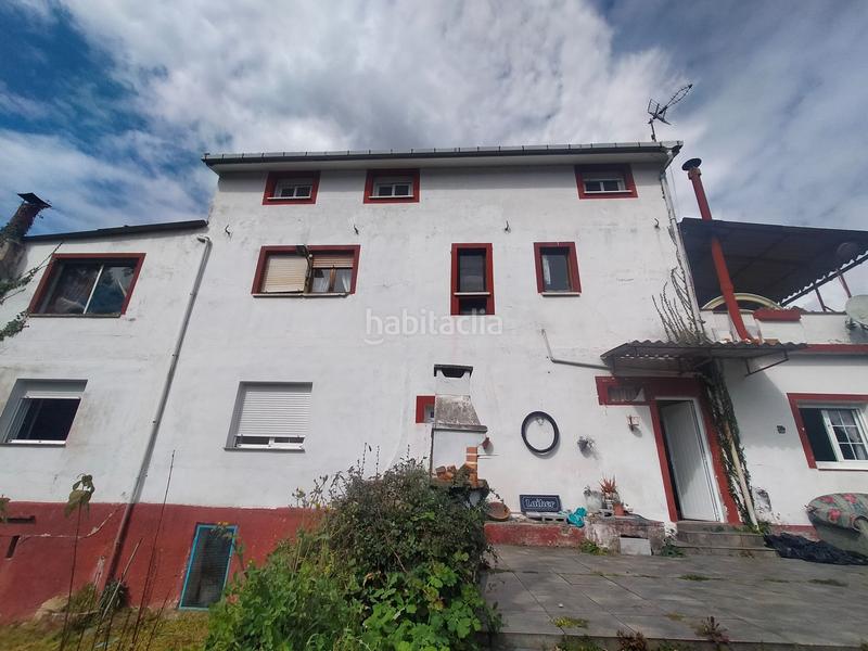 Foto af9d296e-e8c7-4ce9-8cb5-37e03c1cc5c8. Casa con riscaldamento in Pravia