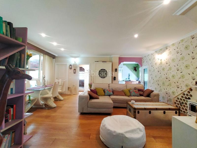 Foto c1b7a409-6e75-4831-afad-f30376816e23. Casa con riscaldamento in Pravia