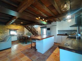 Casa en Pravia. Preciosa casa  de piedra en venta en el concejo de pravia, total