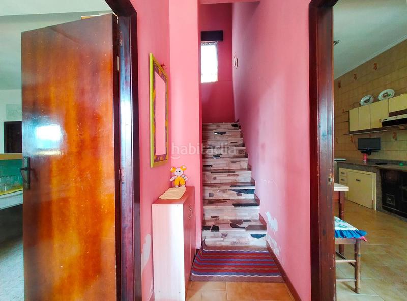 Foto 51e42821-e2b9-4467-b1f1-032fccd03425. Casa adossada a Pravia