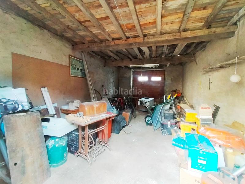 Foto 785ac2ec-f4c0-47fe-8e62-c60aff07a82e. Casa adossada a Pravia