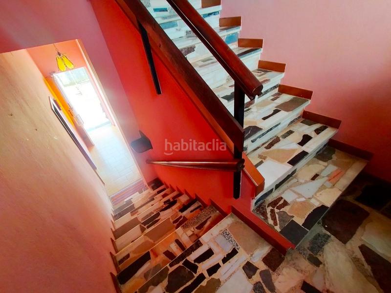 Foto d7635828-2e4d-4249-a9d1-4919799f7425. Casa adossada a Pravia