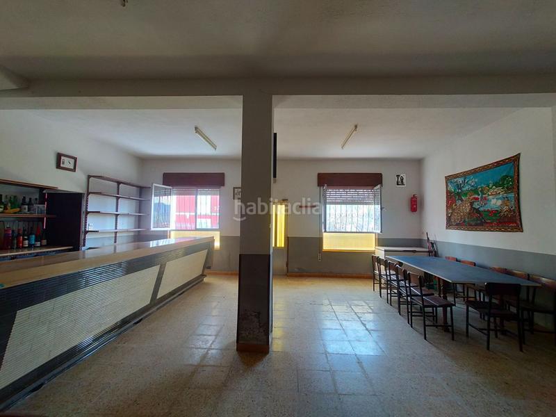 Foto faaa9cb8-798e-4205-b45e-c8364527f687. Casa adossada a Pravia