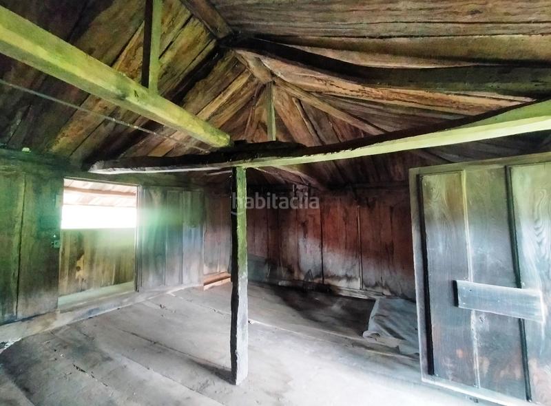 Foto 192bd74d-03bc-48cf-957b-228514462be0. Masia a Pravia