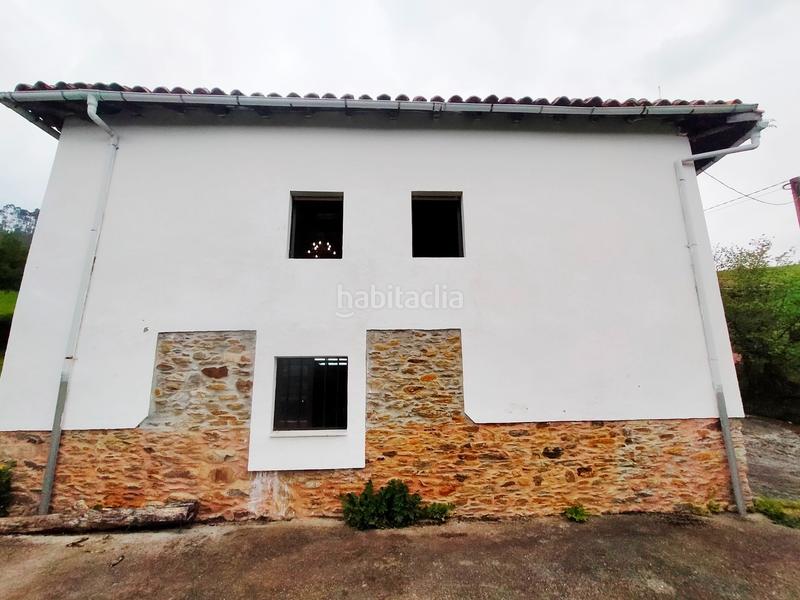 Foto 4fa666f3-77a9-434c-a16e-1a6e79cc4c6d. Masia a Pravia